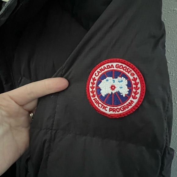 Canada Goose Alliston Packable Down Jacket in Black Size Medium - Picture 12 of 14